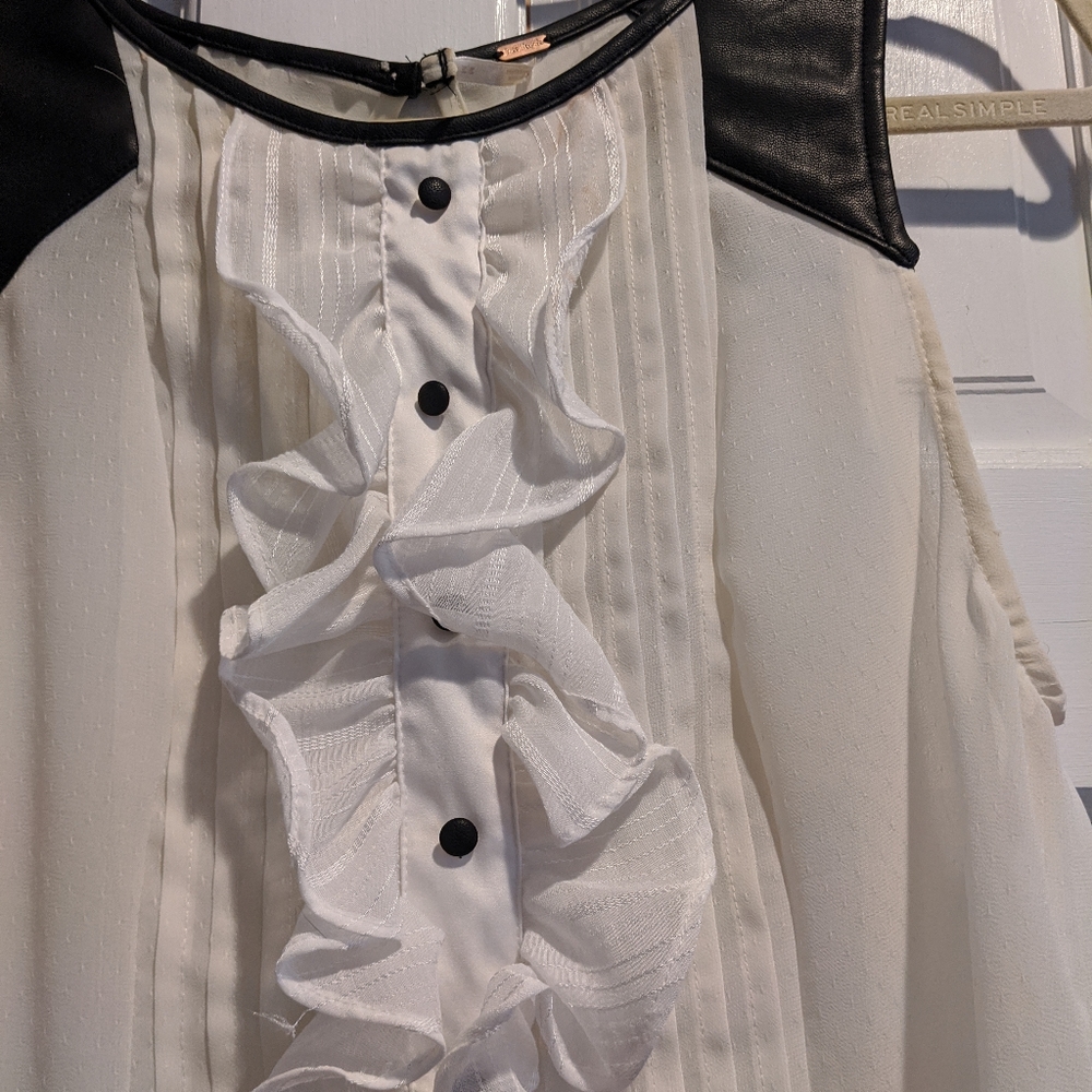 Free People Ivory sleeveless top